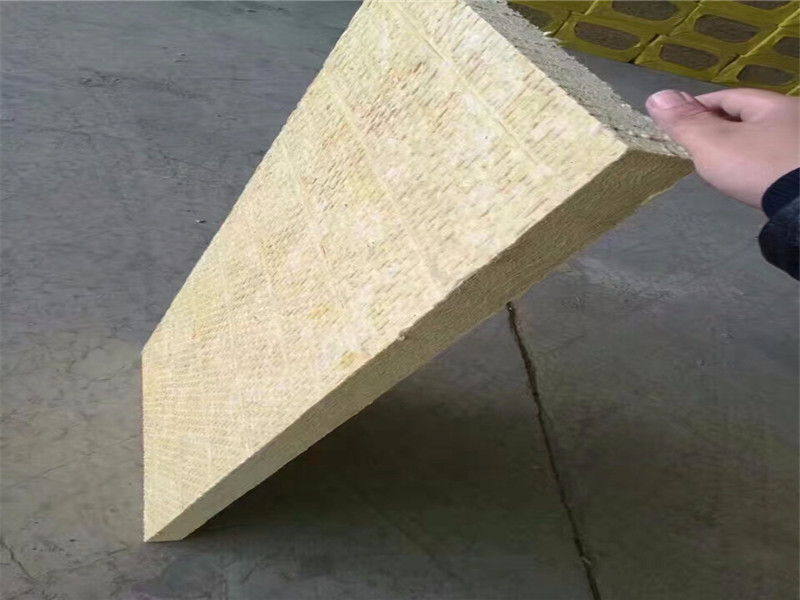 岩棉闆現澆